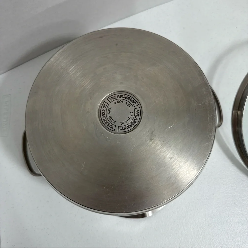 WearEver 5.5 Quart Stainless Steel Stock‎ Pot with Glass Lid Double Pour Spouts